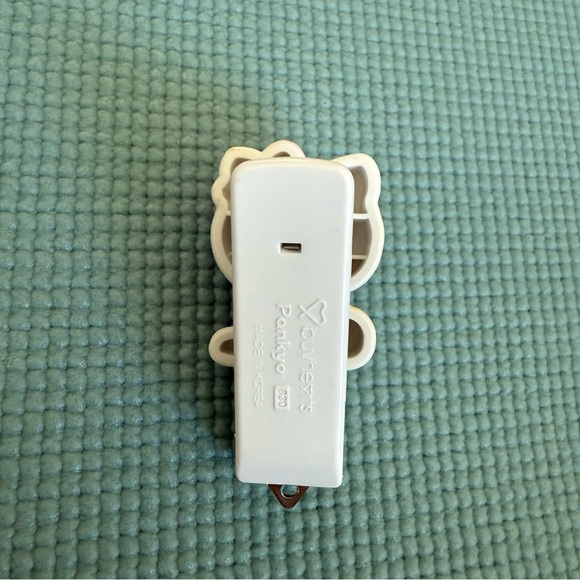 Hello Kitty mini stapler - Picture 3 of 4